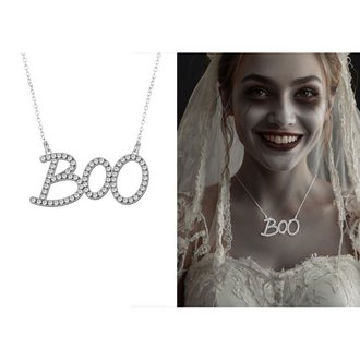 BOO feliratú Fém Nyaklánc Halloweenre, 5.5 cm