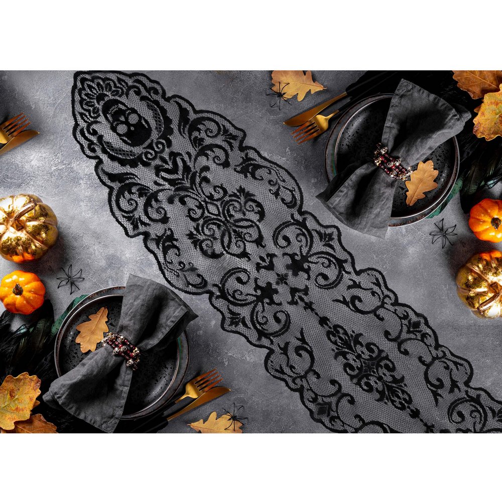 Fekete Csipke Asztalterítő Koponyákkal Halloweenre, 180x35 cm